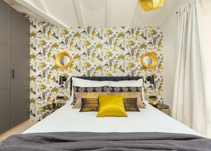Old Town House With Floor Heating & Lush Private Garden Dom wakacyjny