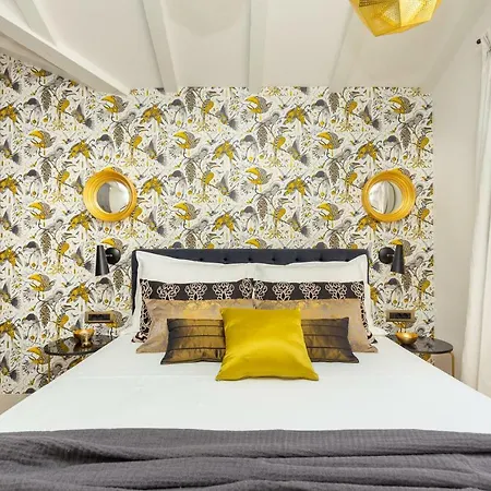 Old Town House With Floor Heating & Lush Private Garden Holiday home